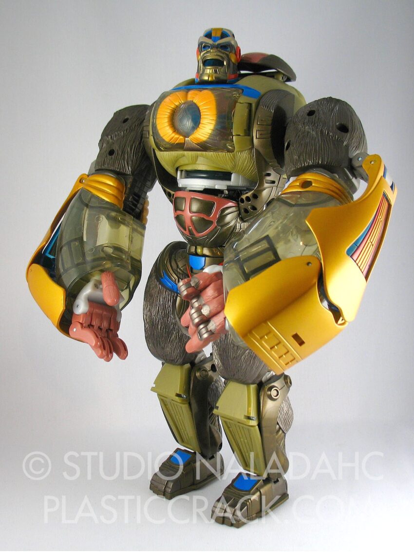 Beast Machines Optimus Primal figure in bot mode, later released in the Hasbro Robots In Disguise (RID) line.