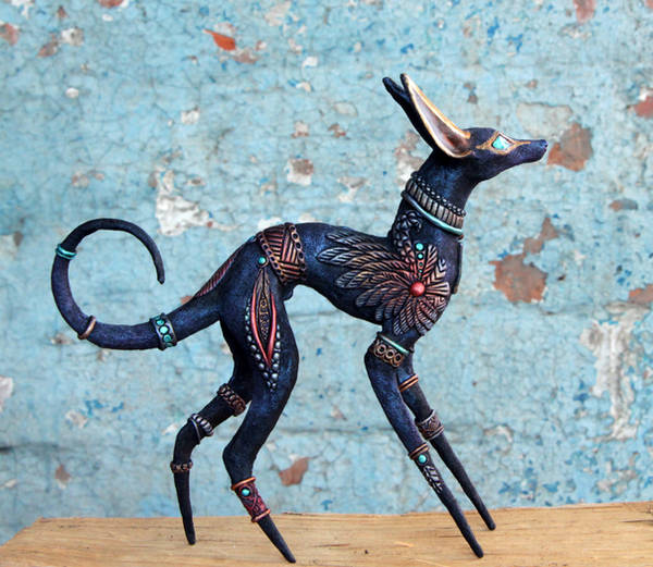 Small sculpture of an "Anubis dog" aka jackal. Sculptor: nicsadika - https://www.deviantart.com/nicsadika